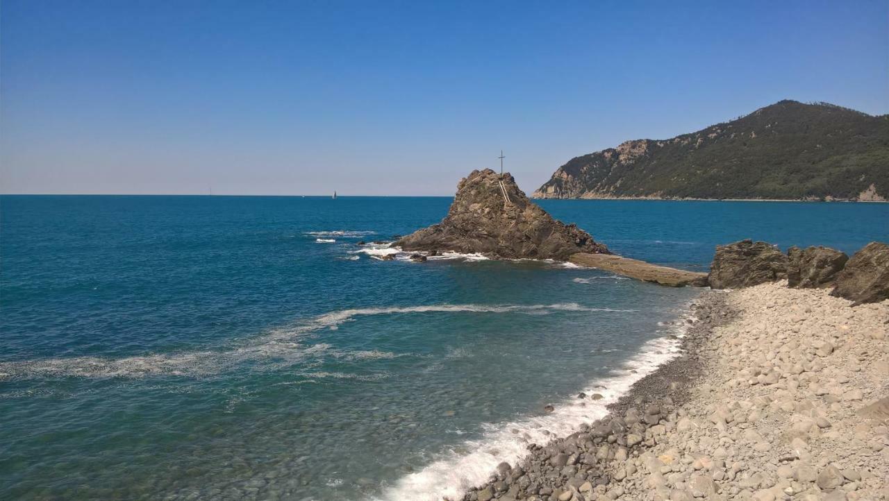 Asseu Hotell Sestri Levante Exteriör bild