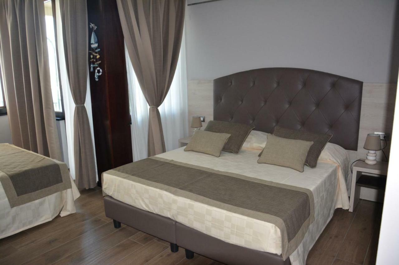 Asseu Hotell Sestri Levante Exteriör bild