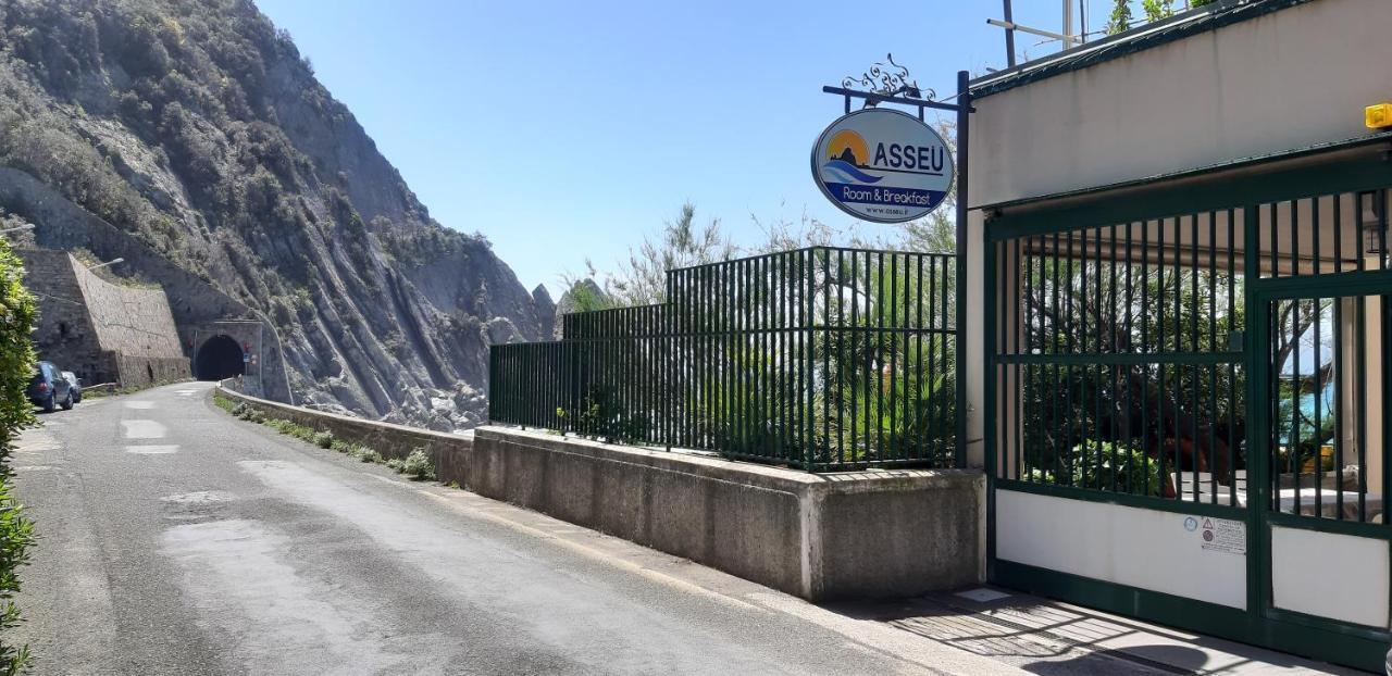 Asseu Hotell Sestri Levante Exteriör bild